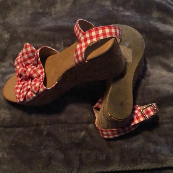 Women’s shoes - Picture 3 of 3